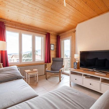 アヌシーFauvettes Furnished Flatアパートメント エクステリア 写真